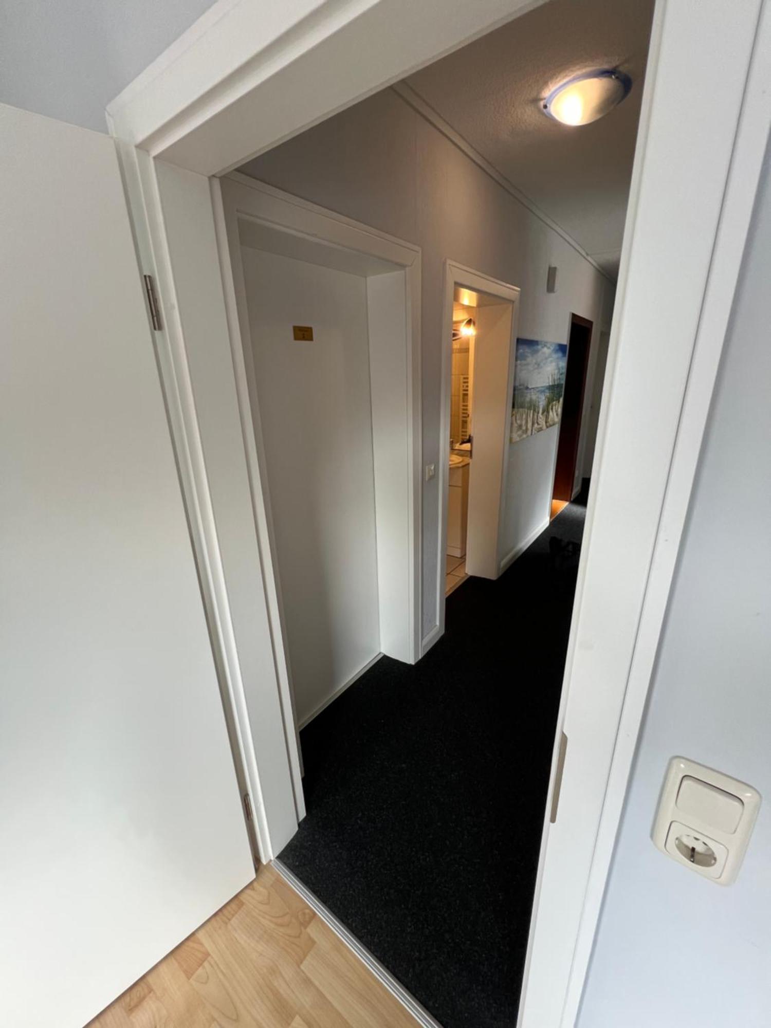 Hotel Tum Stueuermann 比苏姆 外观 照片